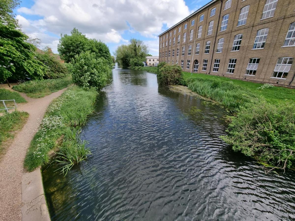 Canal Side Retreat - 2 Bedroom Apartment Heybridge (Maldon) Exterior foto
